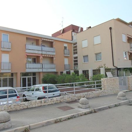 פורץ Apartment Vojka In City Center מראה חיצוני תמונה