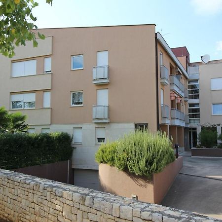 פורץ Apartment Vojka In City Center מראה חיצוני תמונה
