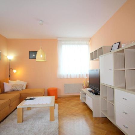 פורץ Apartment Vojka In City Center מראה חיצוני תמונה