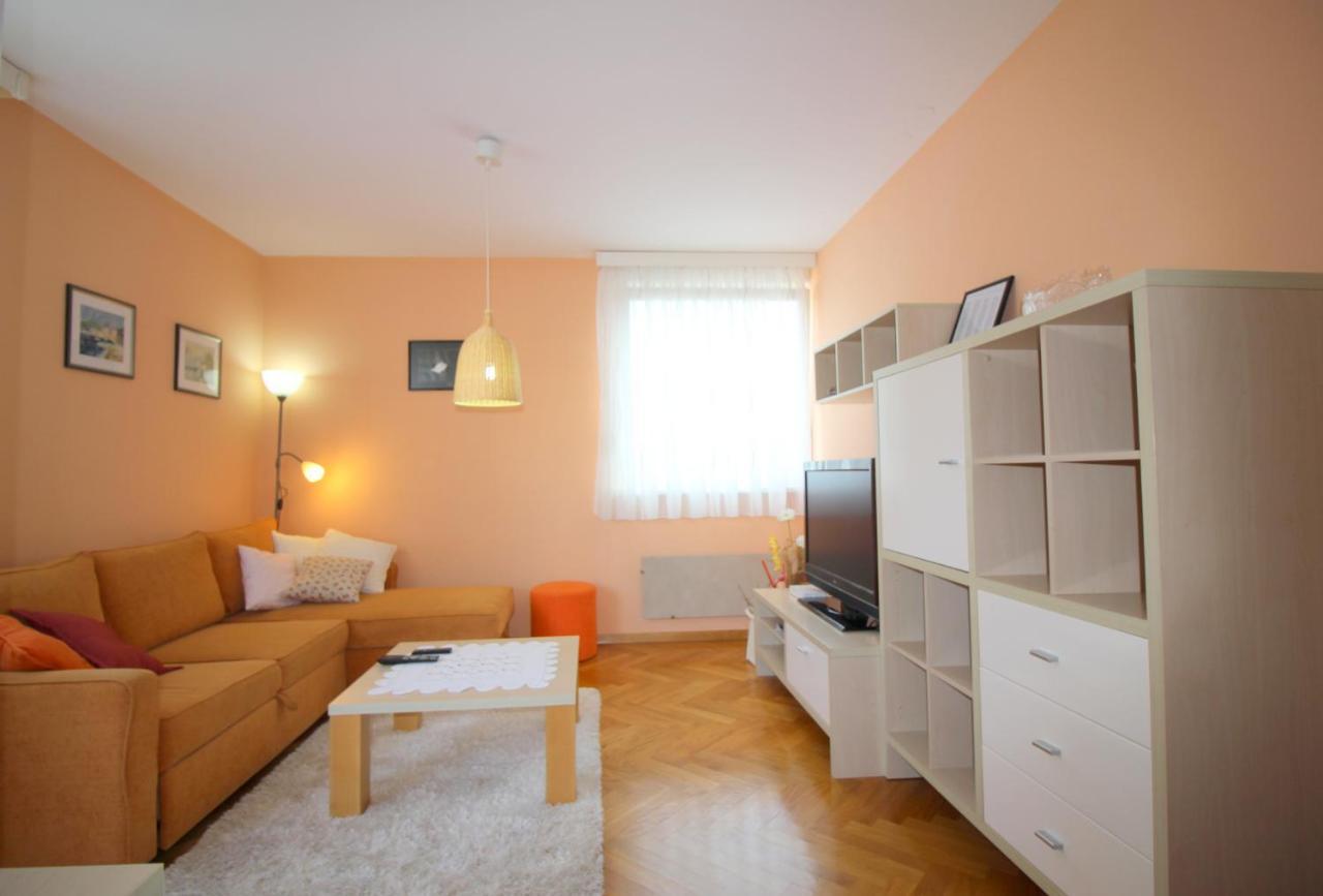 פורץ Apartment Vojka In City Center מראה חיצוני תמונה